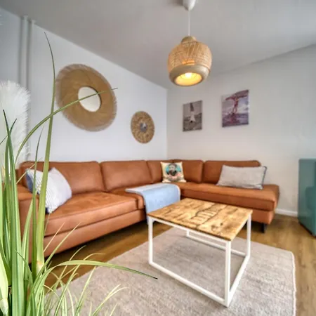 - Haus M, App 0m0107 - Leev *